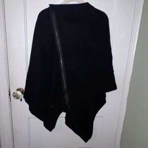 Black lululemon zip poncho